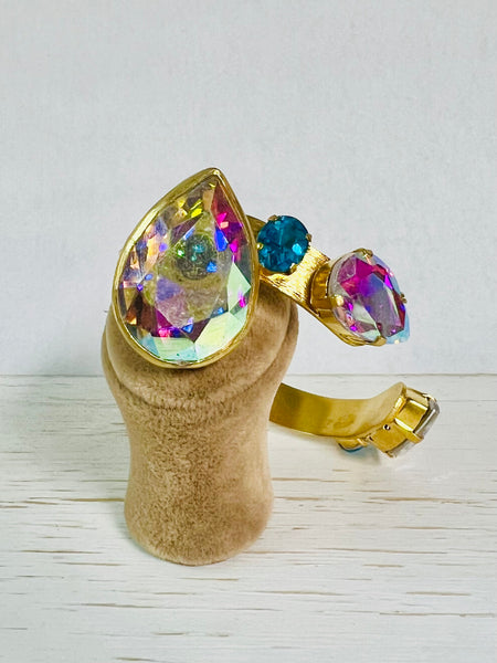 Crystal Bridge Cuffs Set