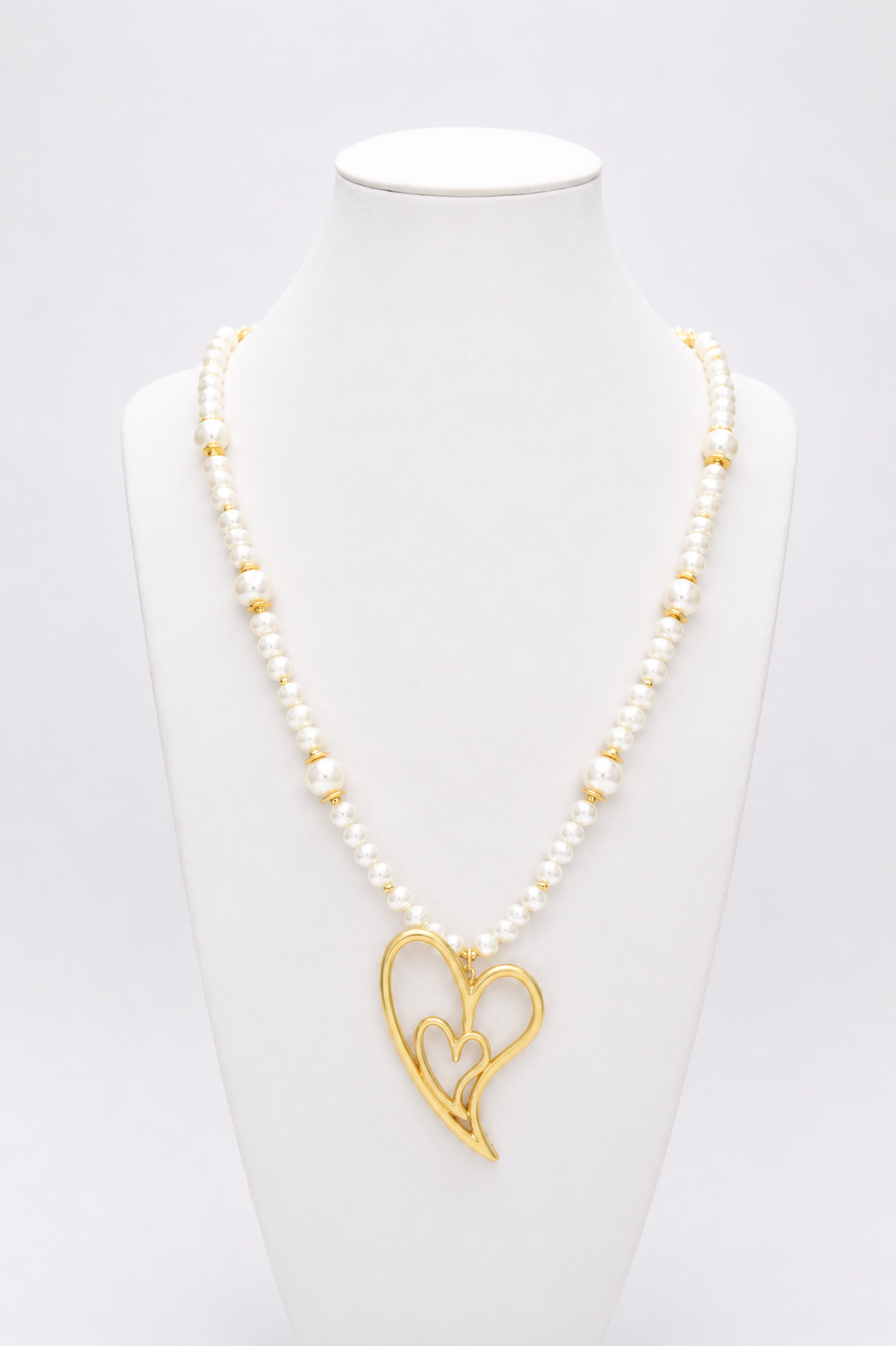 The Amora  Pearl Necklace