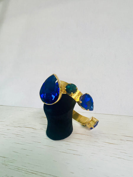 Crystal Bridge Cuffs Set