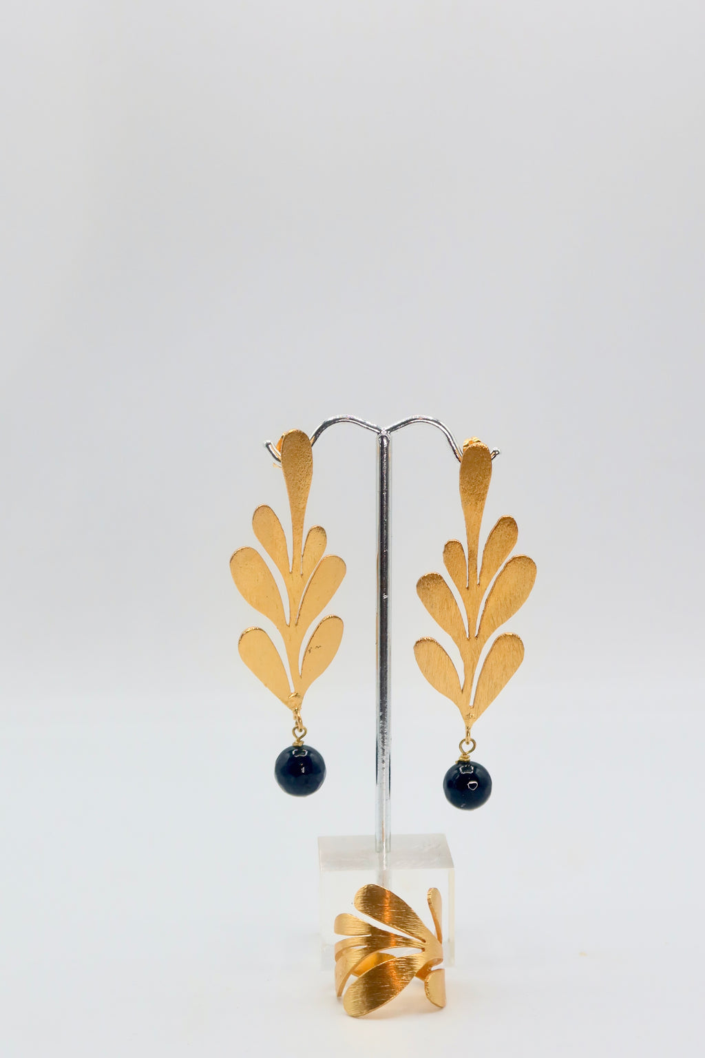 Laurel Set in Midnight