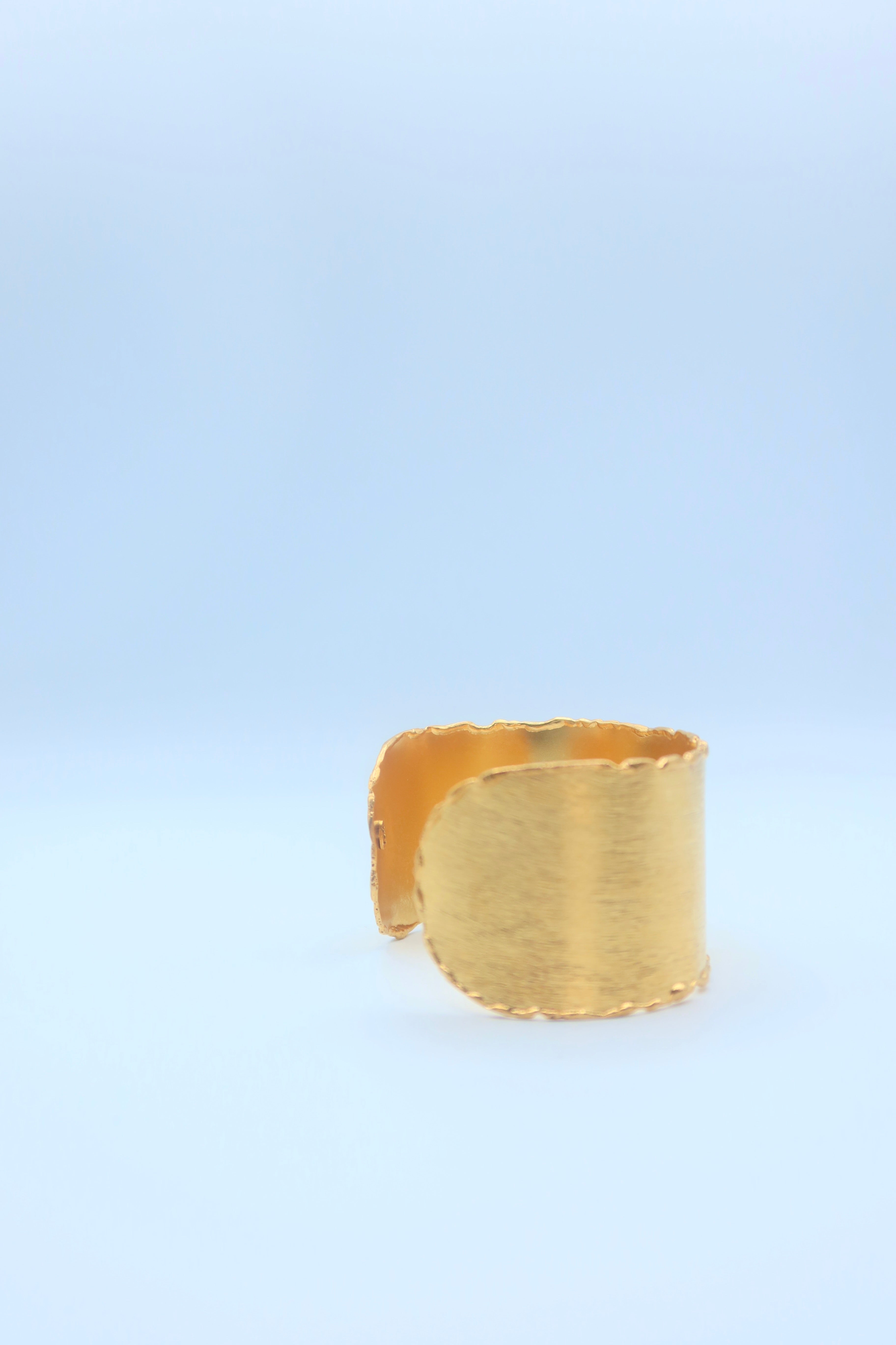 Aurelia Edge Cuff in Gold