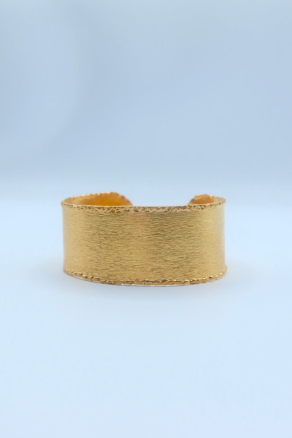 Aurelia Edge Small Cuff in Gold