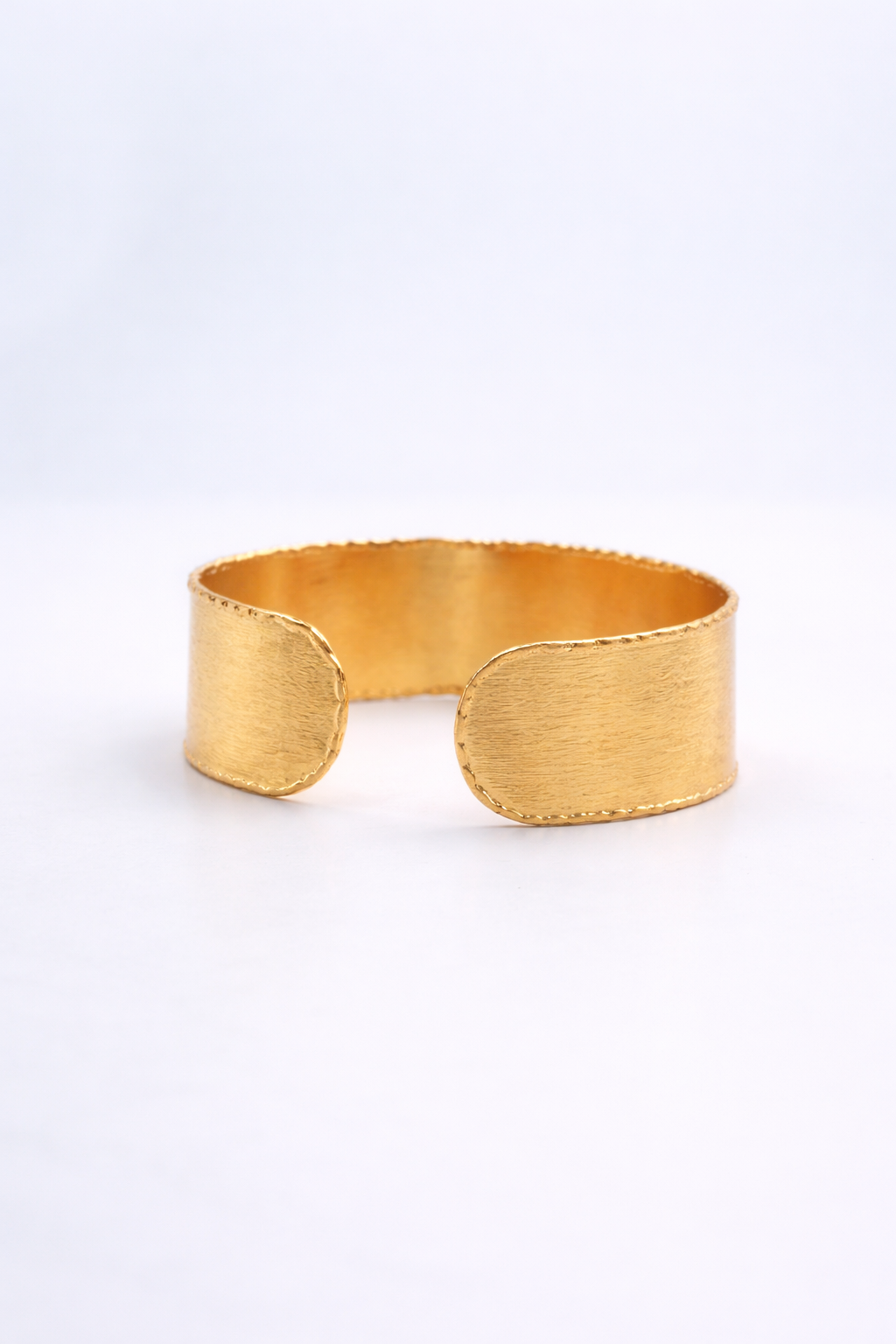 Aurelia Edge Small Cuff in Gold