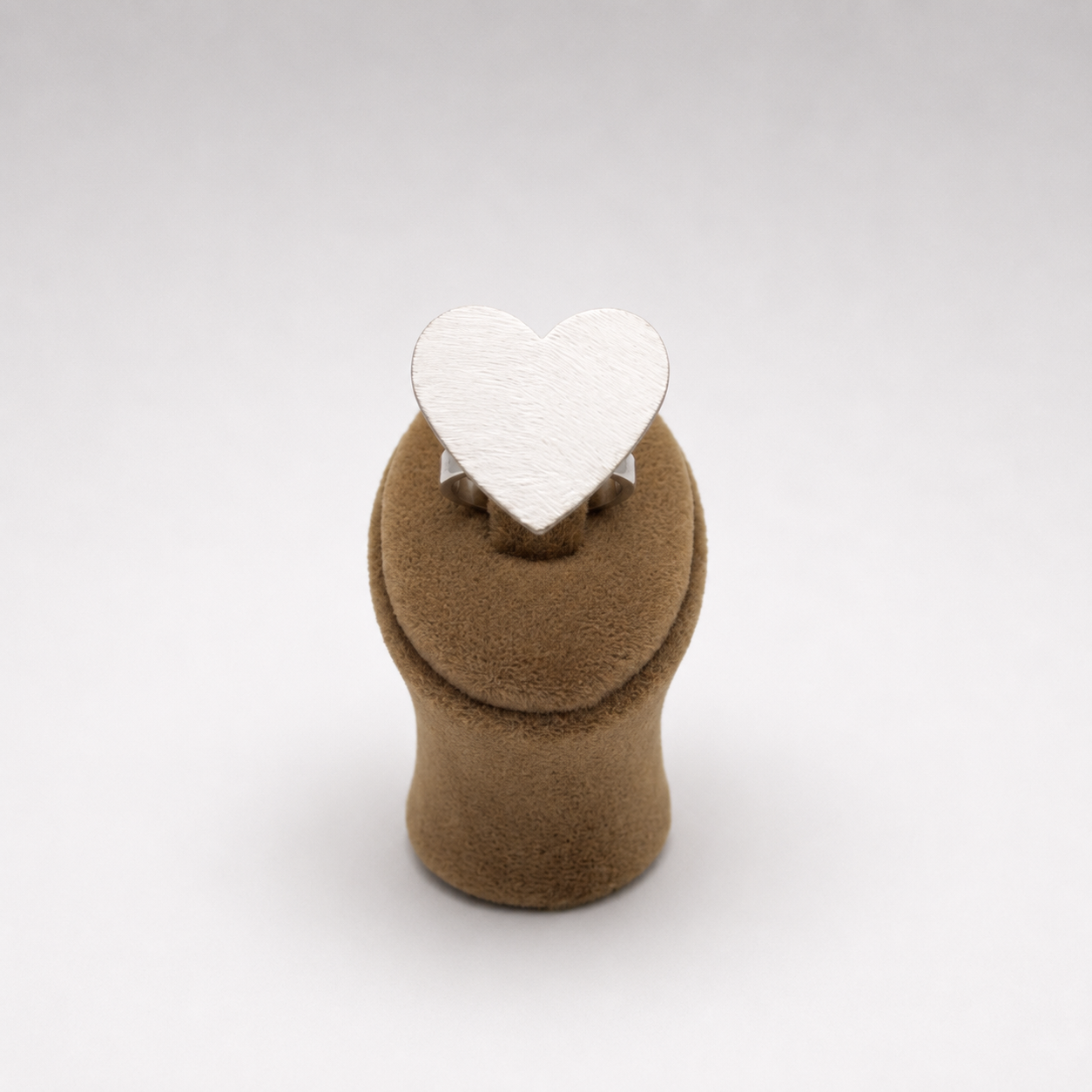 Small Amour Heart Statement Ring in Silver