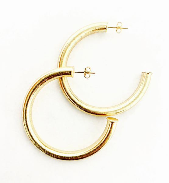 BRUSH GOLD HOOP EARRING