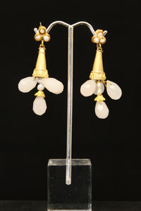 COLUMN WITH ROSE QUARZ EARRINGS