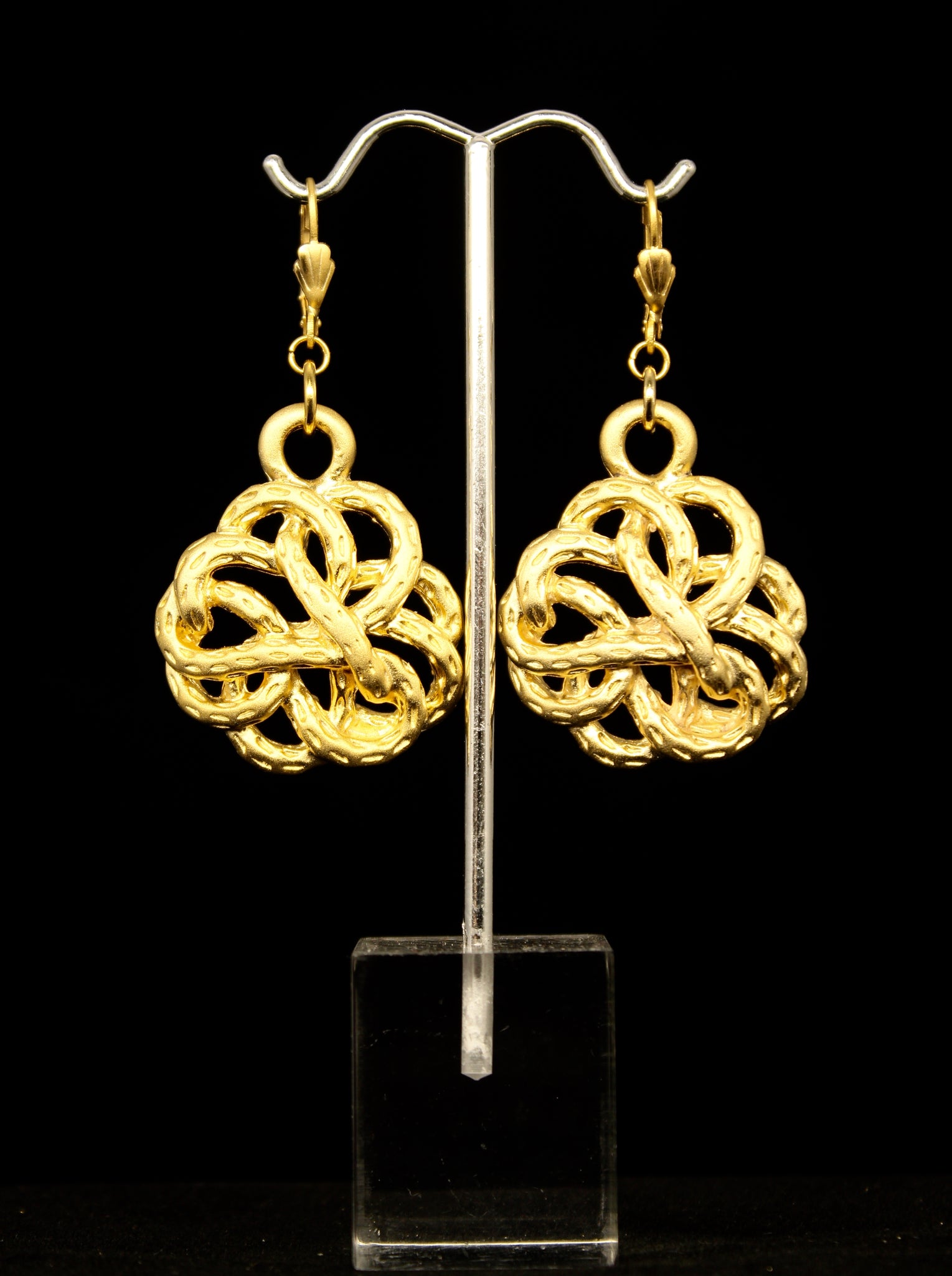 METAL INTERLACED EARRINGS