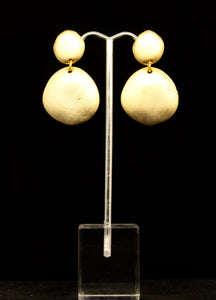 SIMPLE MEDALLION EARRINGS