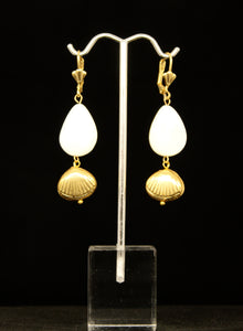 NACAR DROP & SHELL EARRING