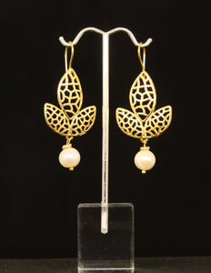 FILIGREE EARRING