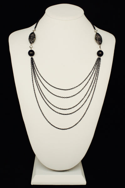 LAYERING CHAIN WITH CRYSTALS