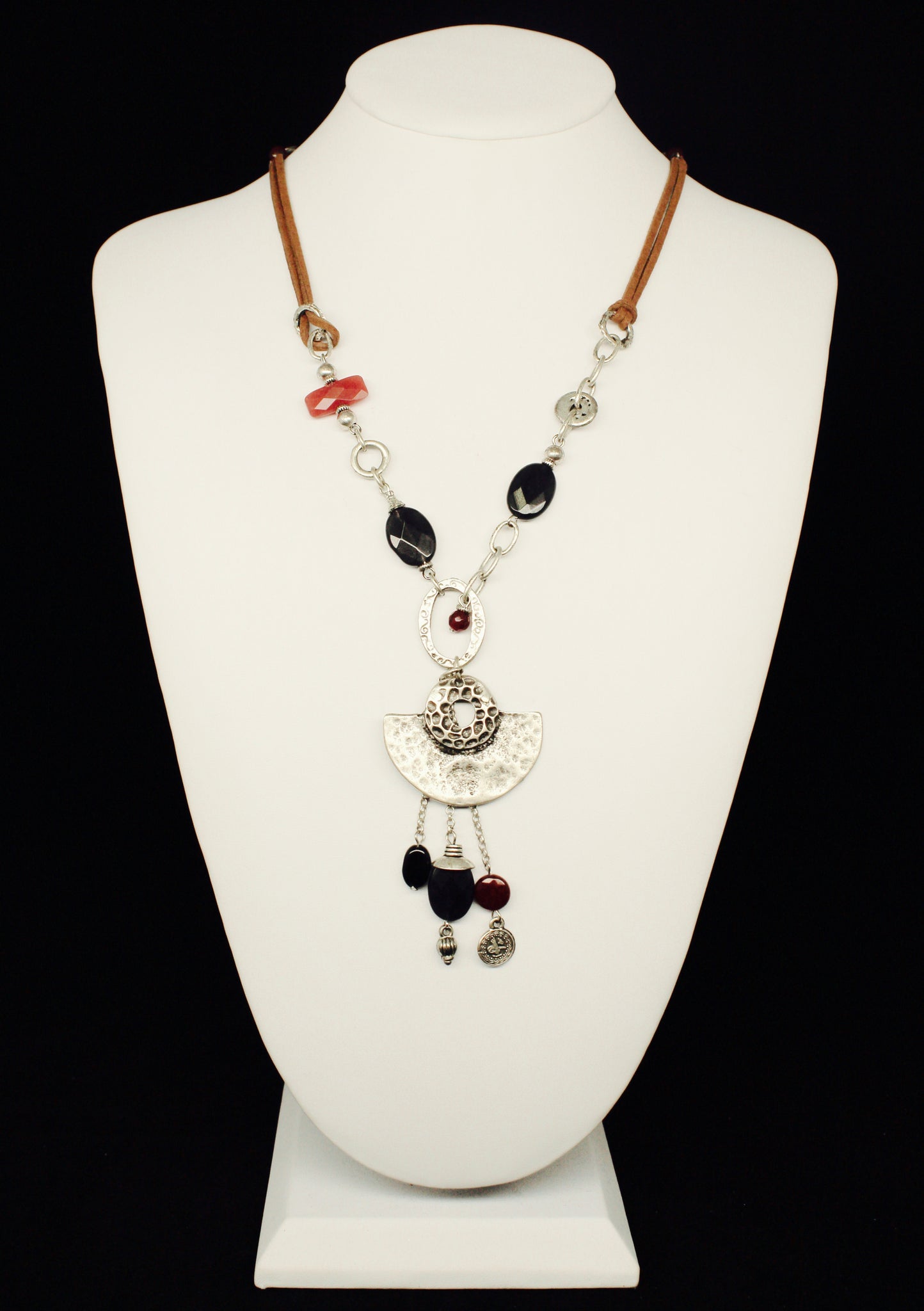 LEATHER CHAIN WITH ZAMAC FAN PENDANT